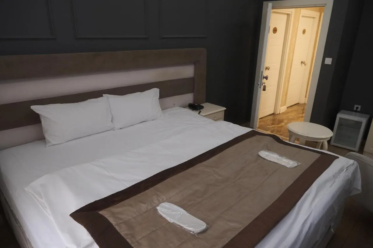 Florya House Hotel Istanbul 2*,